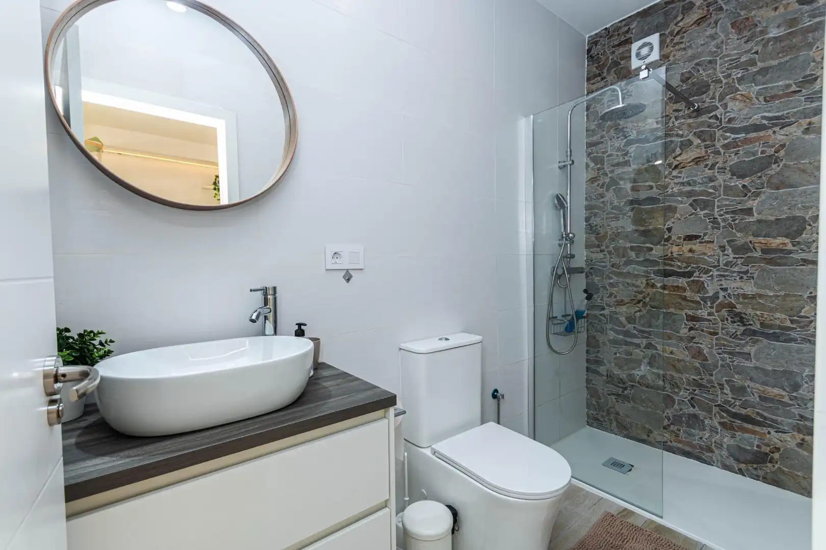 Badezimmer von Wohnung zum Verkauf in Mogán