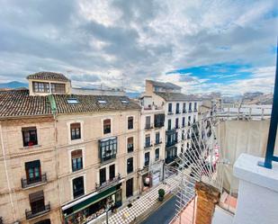 Vista exterior de Àtic de lloguer en  Granada Capital amb Aire condicionat, Calefacció i Parquet