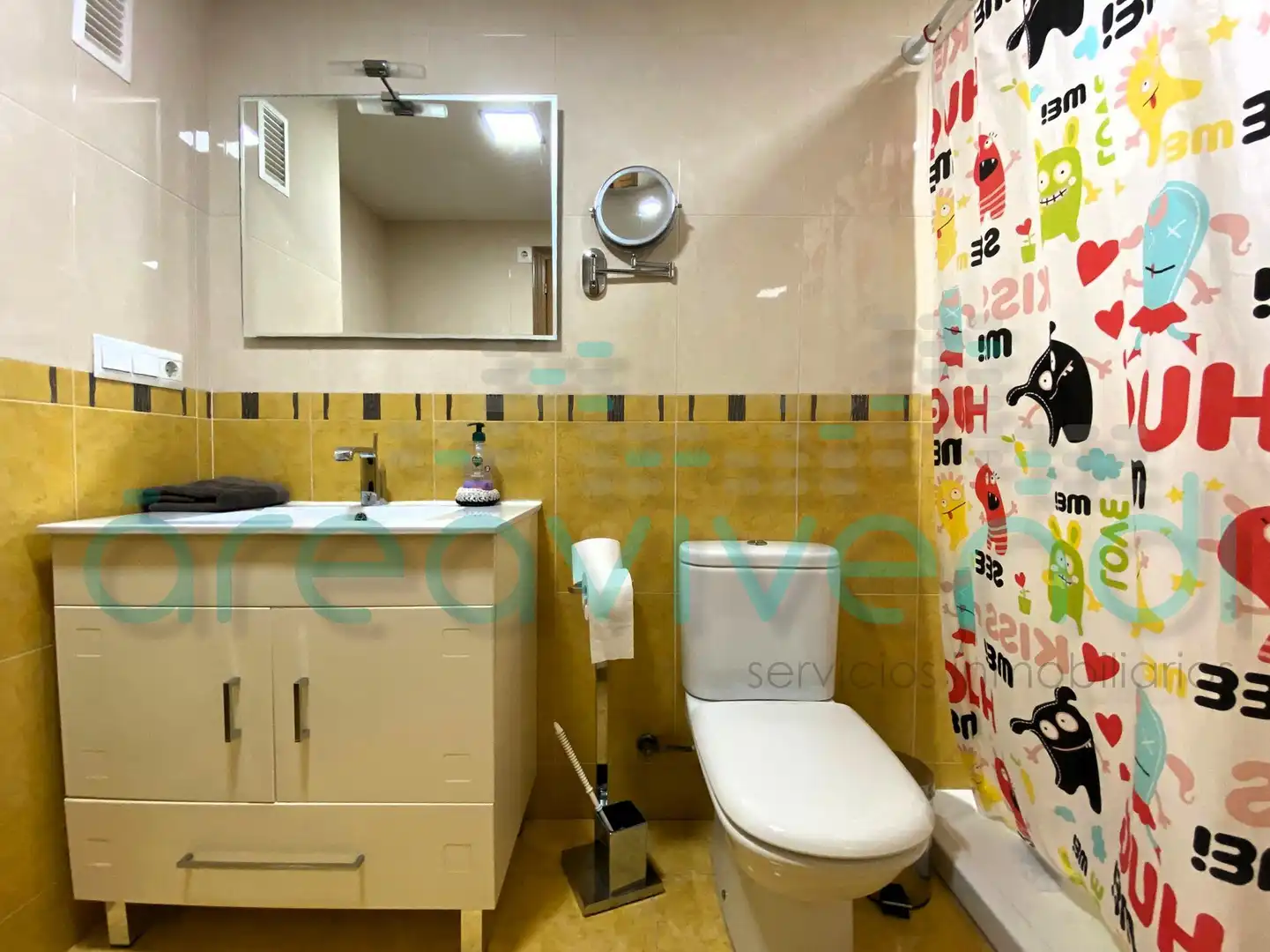 Baño de Piso en venta en Castellón de la Plana / Castelló de la Plana con Aire acondicionado y Balcón