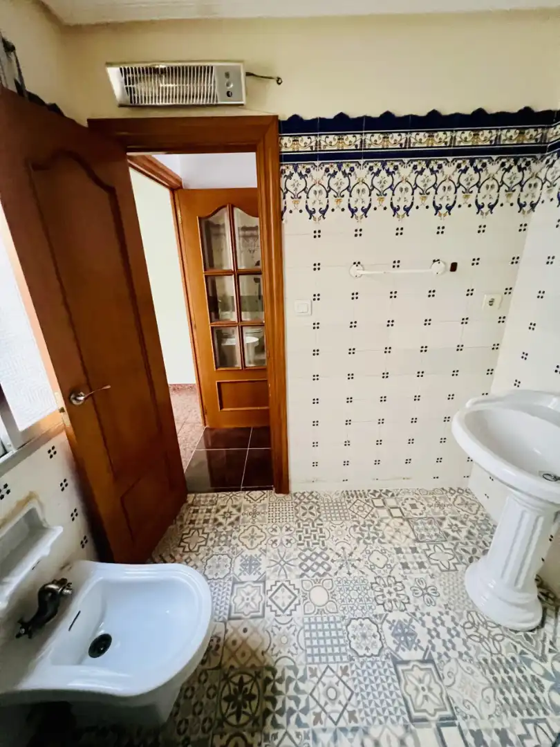 Flat for sale in Zaragoza  with Heating, Oven and Washing machine