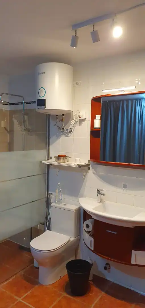 Baño de Apartamento en venta en San Cristóbal de la Laguna con Terraza, Horno y Lavadora