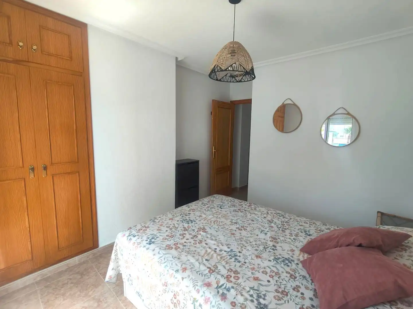 Schlafzimmer von Maisonette zum Verkauf in Santa Pola mit Klimaanlage, Heizung und Privatgarten