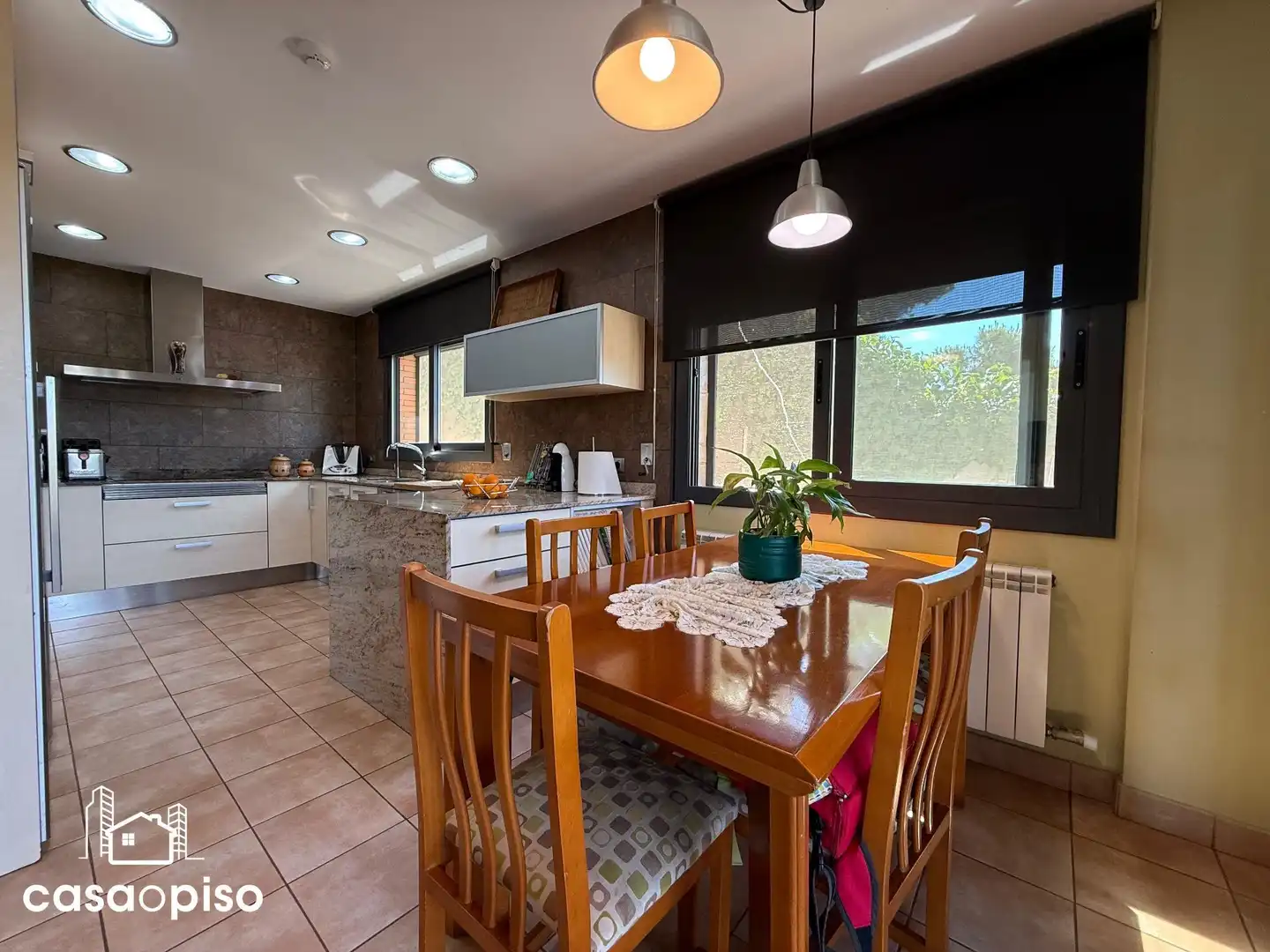 Casa o xalet en venda a Anuar el Sadat, Castellnou - Can Mir - Can Solà