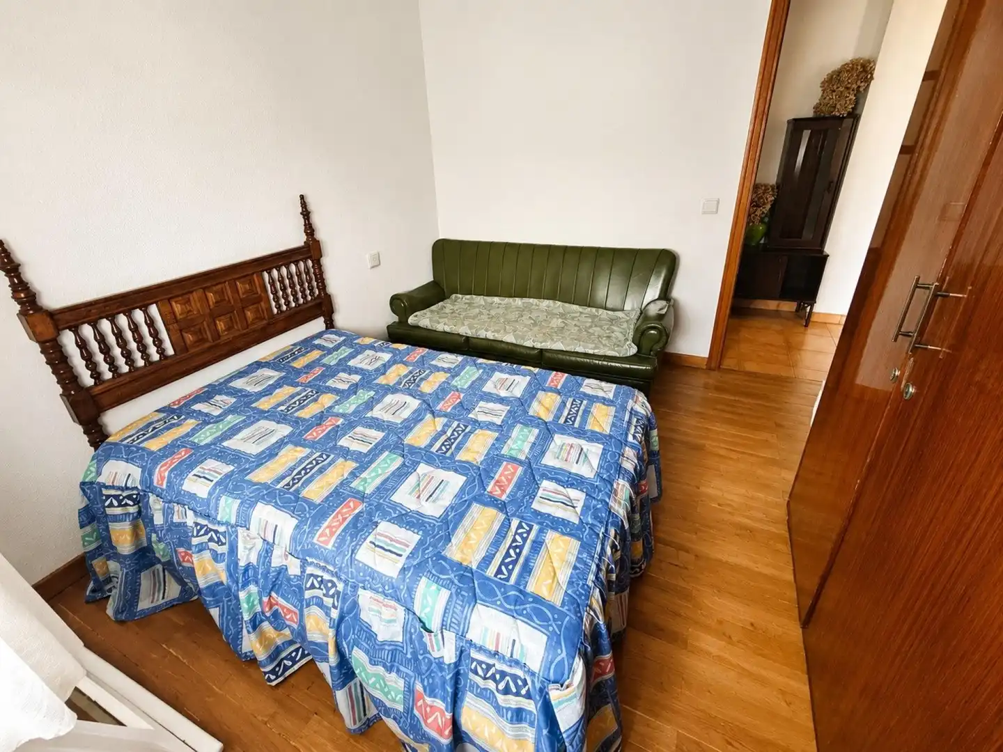 Schlafzimmer von Gebäude zum Verkauf in Toreno