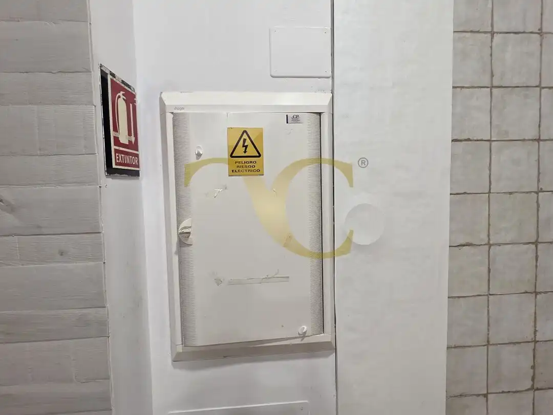 Commercial properties for rent in Llanes  with Air Conditioner