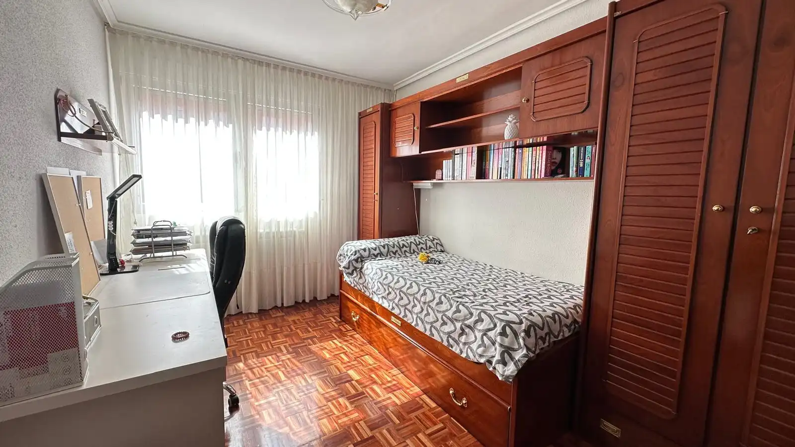 Habitación de Piso en venta en Burgos con Calefacción, Parquet y Trastero