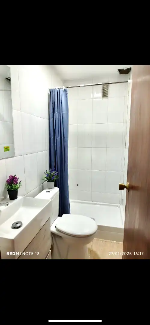 Badezimmer von Wohnung zur untervermieten in Valencia mit Klimaanlage, Heizung und Möbliert