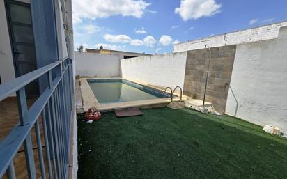 Swimming pool of Flat for sale in Pilas  with Community pool