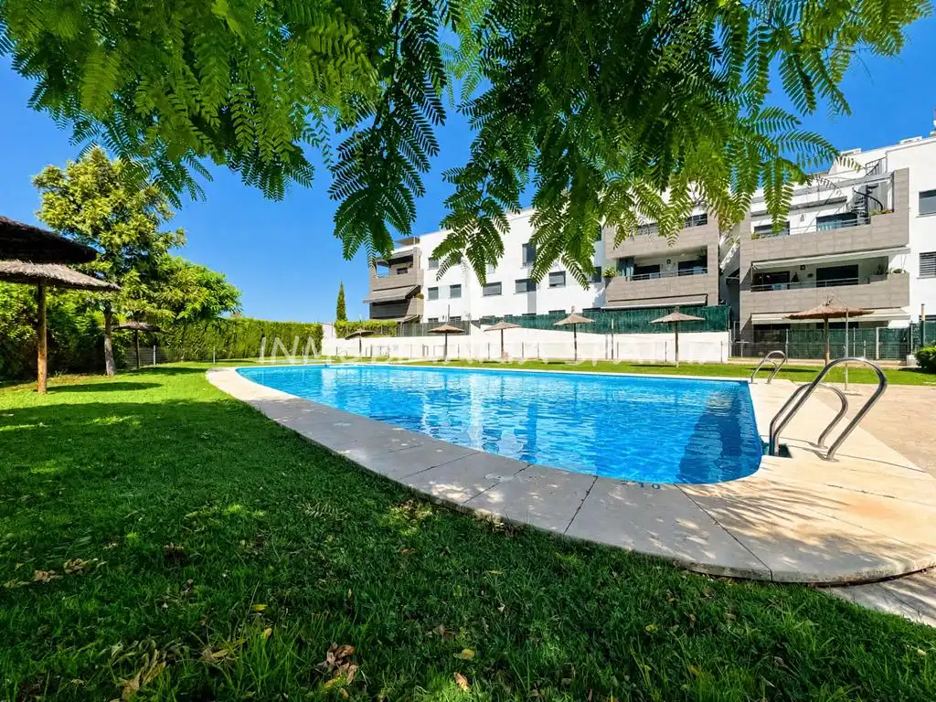 Wohnung mit Pool zum Verkauf in Calle Presidente Adolfo Suárez 1