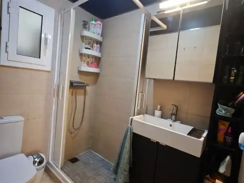 Bany de Pis en venda en Badalona