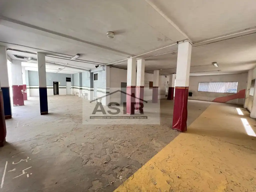 Edificio en venta en Alzira