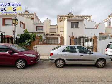 Terraced house with pool for sale in Calle LUCENA 34