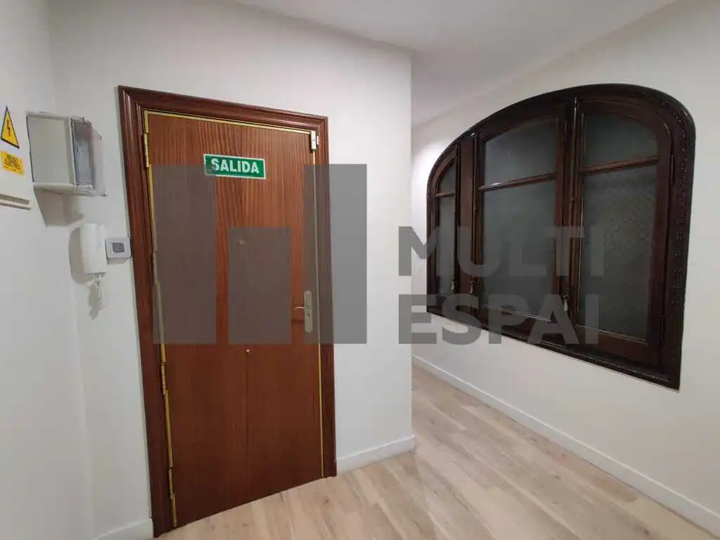 Office space with lift to rent in Carrer de Balmes, imagen 8
