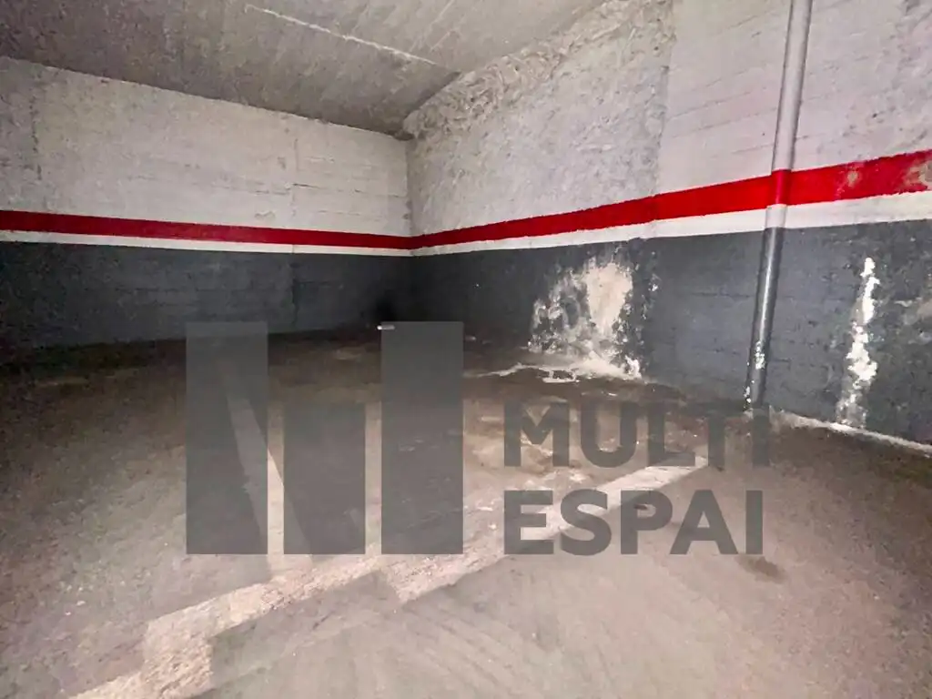 Einzelparkplatz zur Miete in Carrer de Caballero
