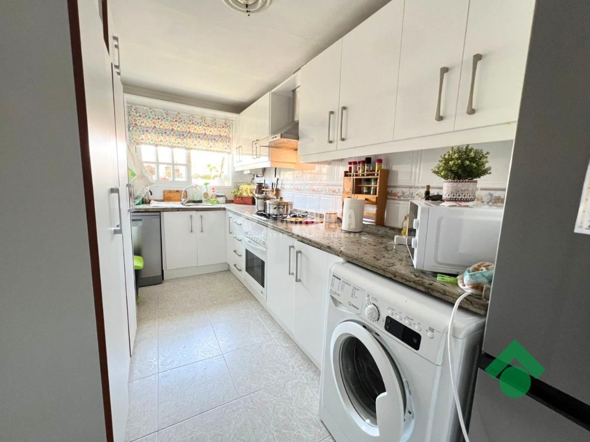 Kitchen of Flat for sale in Jerez de la Frontera  with Air Conditioner