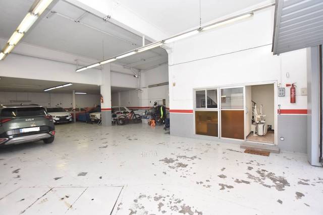 Casa-chalet en Venta en Centre