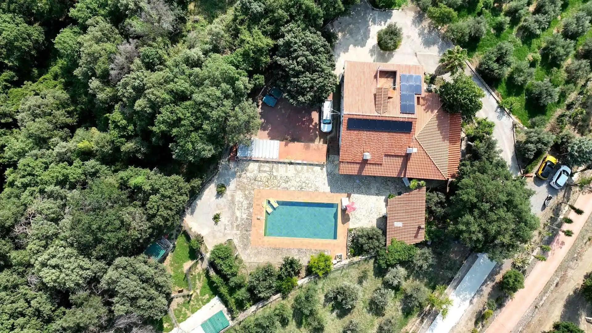 Garden of Houses for sale in Terrassa  with Air Conditioner, Private garden and Storage room