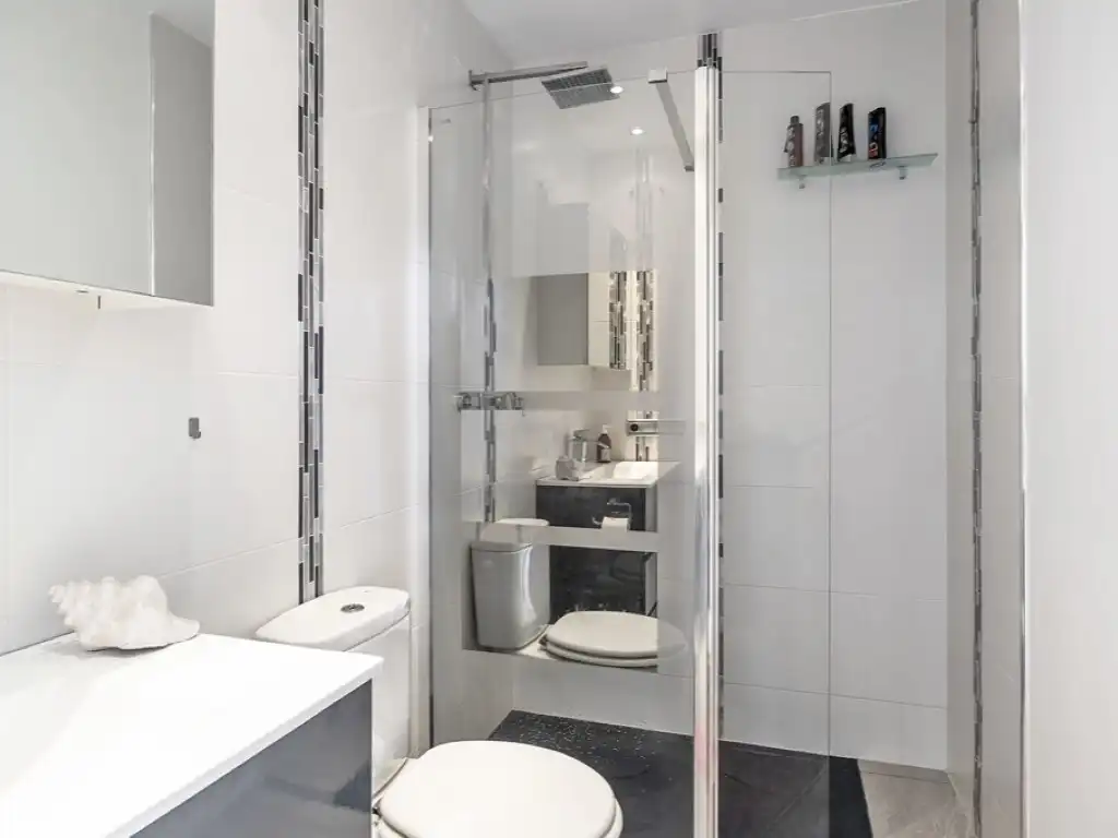 Badezimmer von Dachboden zum Verkauf in Llucmajor mit Klimaanlage, Terrasse und Schwimmbad