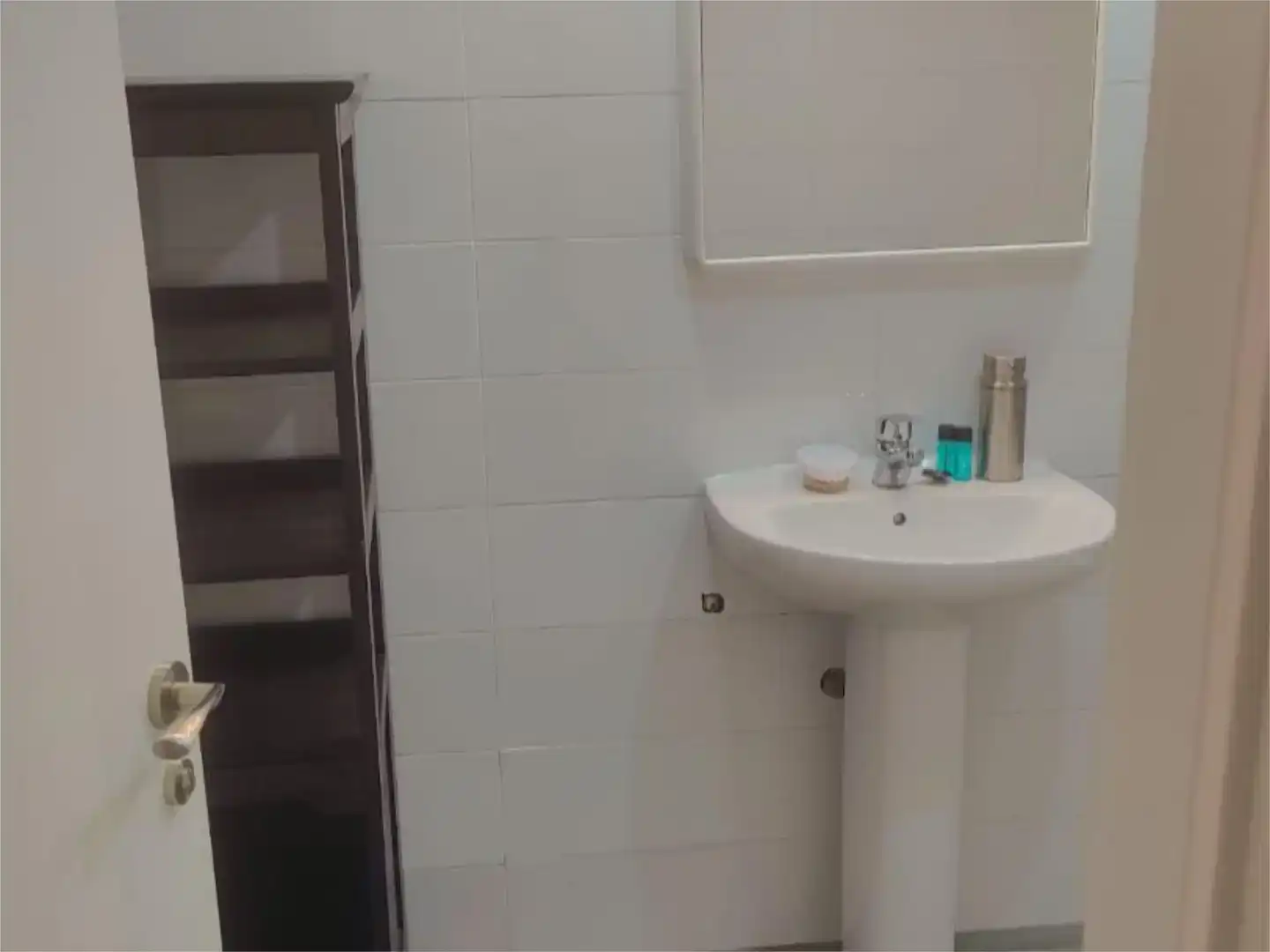 Bany de Apartament de lloguer en  Madrid Capital amb Aire condicionat
