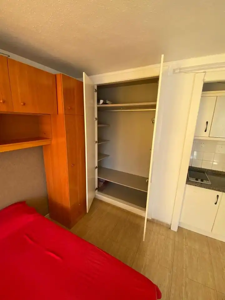 Bedroom of Study for sale in Vélez-Málaga  with Air Conditioner, Furnished and Community pool
