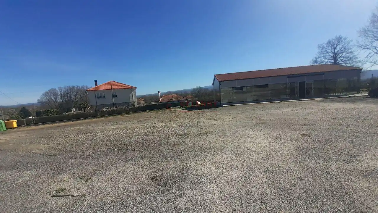 Geschaftsraum zum Verkauf in Vilar de Santos mit Klimaanlage und Möbliert