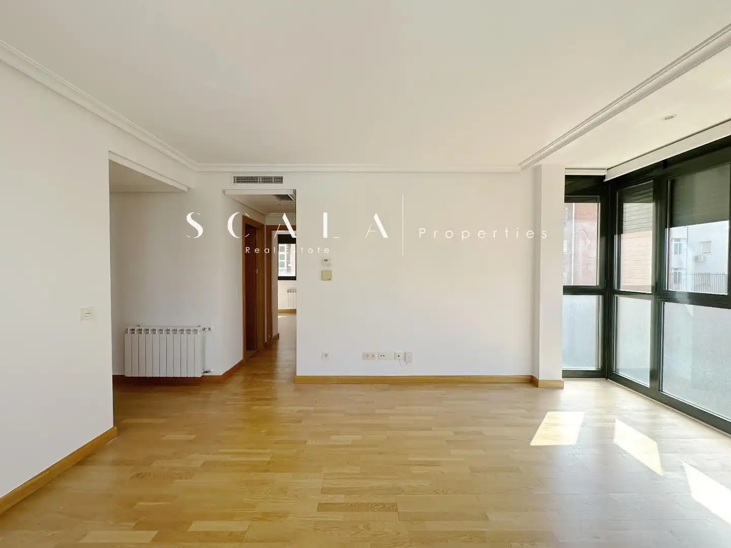 Wohnzimmer von Wohnung zur Miete in Madrid mit Klimaanlage, Heizung und Parkett