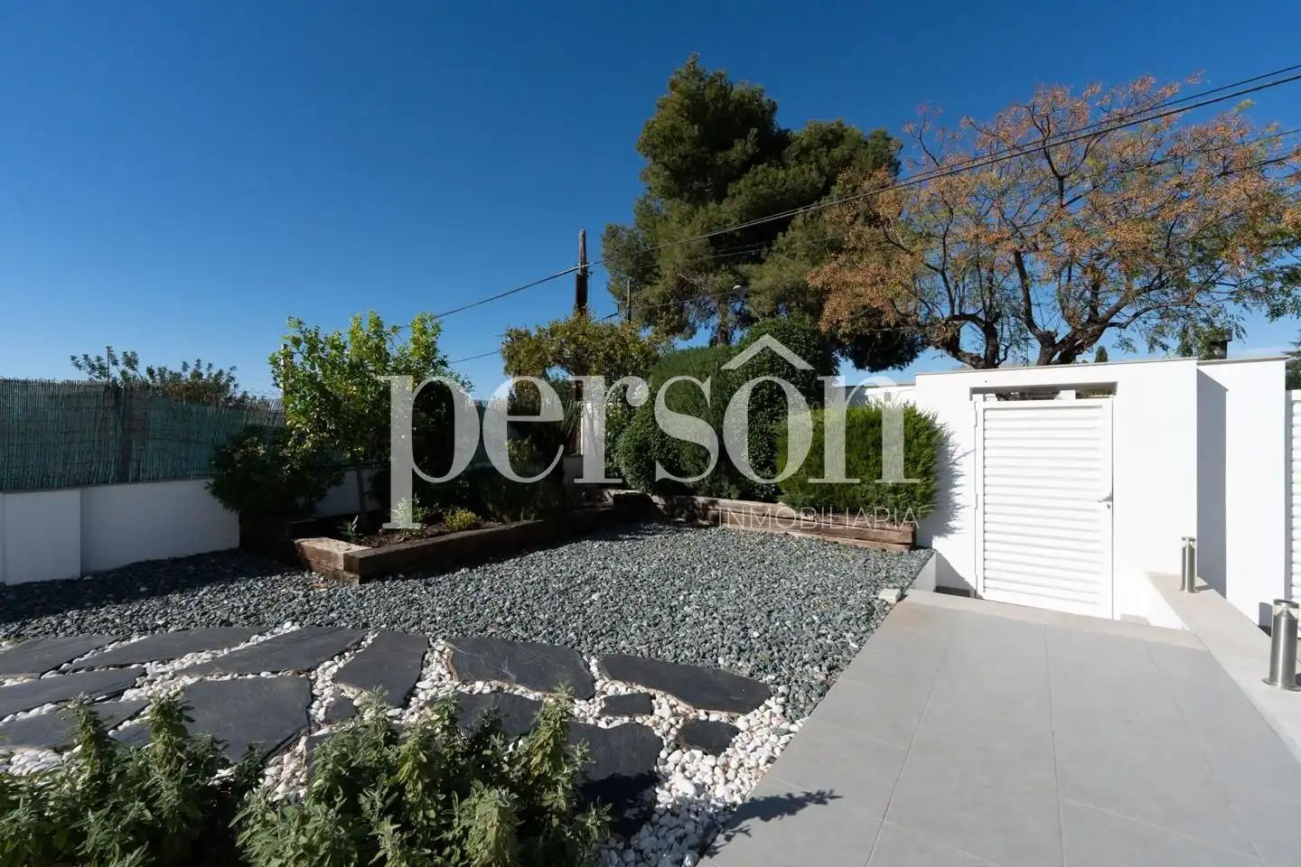 Jardín de Casa o chalet en venta en La Pobla de Vallbona con Aire acondicionado, Calefacción y Jardín privado