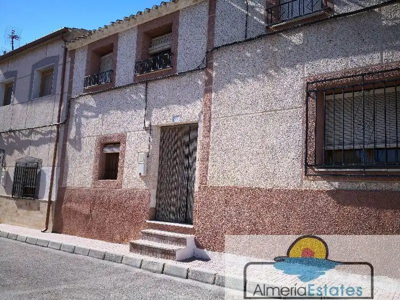Vista exterior de Casa o xalet en venda en Somontín