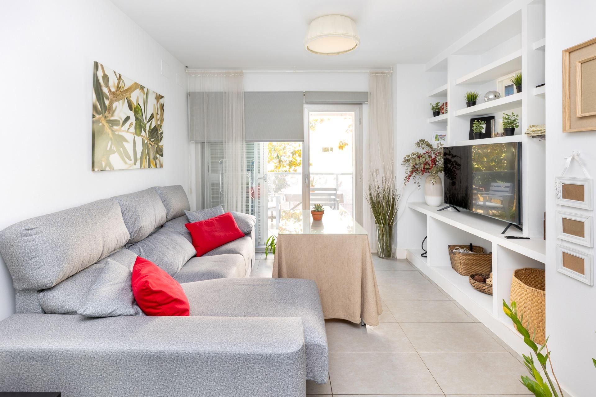 Sala d'estar de Planta baixa en venda en  Granada Capital amb Aire condicionat, Calefacció i Jardí privat