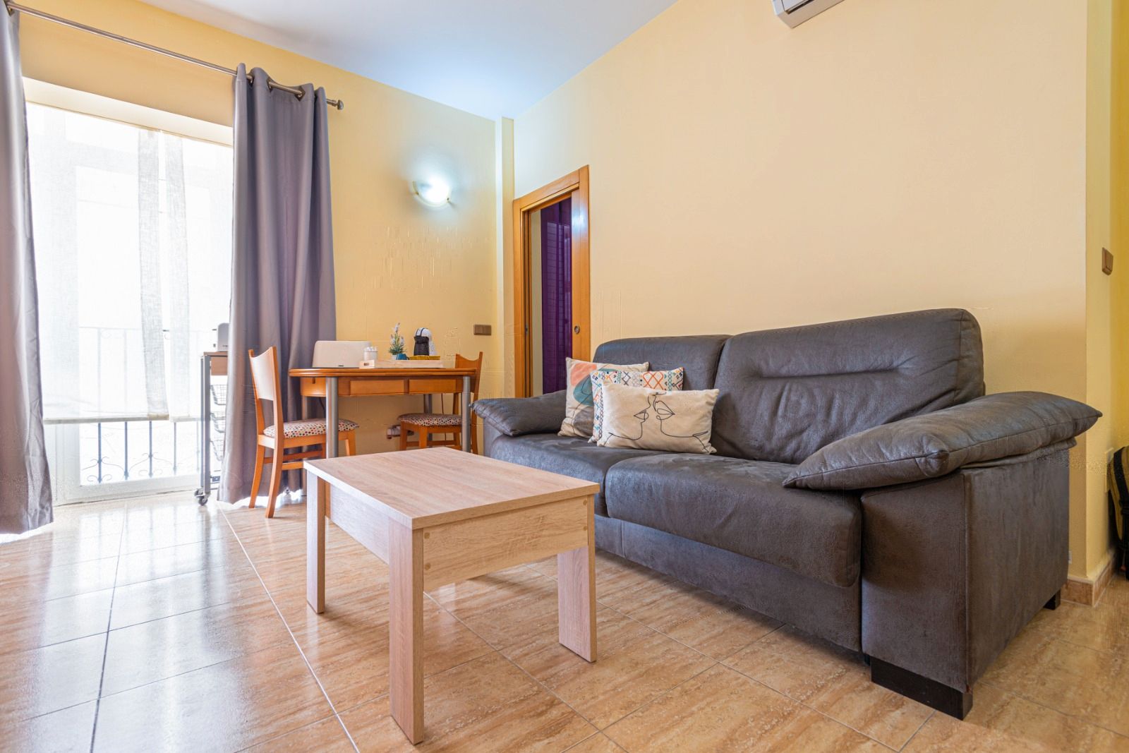 Sala de estar de Piso en venta en Cartagena con Aire acondicionado, Calefacción y Balcón