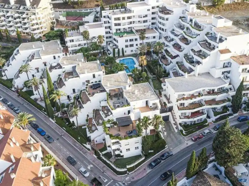 Vista exterior de Planta baixa de lloguer en Marbella amb Aire condicionat, Calefacció i Terrassa