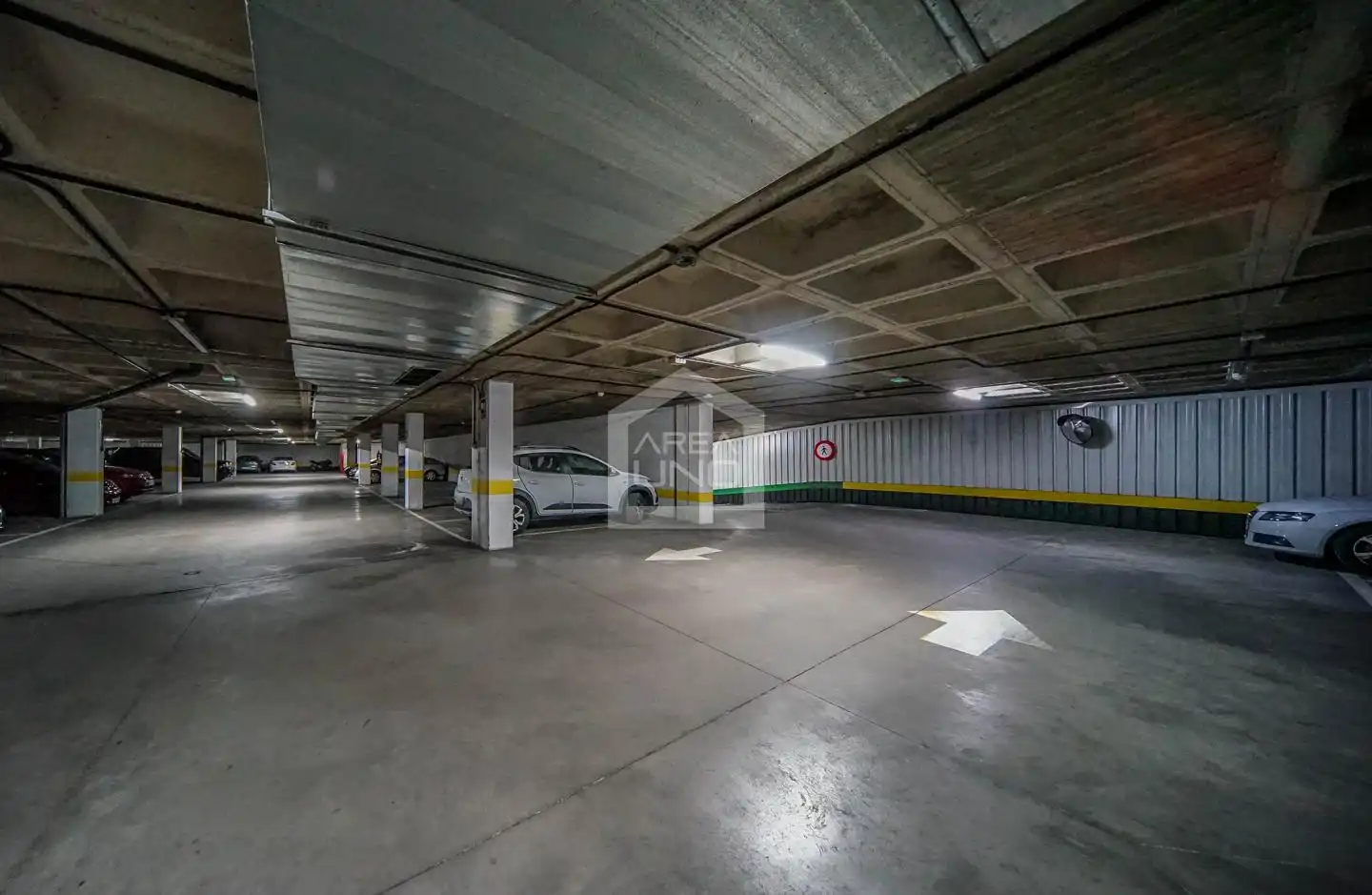 Parking de Piso en venta en Alcorcón con Aire acondicionado, Calefacción y Terraza
