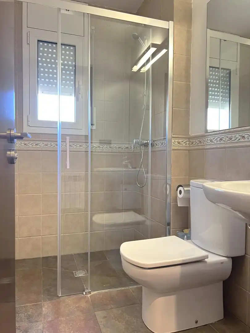 Bathroom of Houses for sale in Sant Pere Pescador  with Air Conditioner, Heating and Private garden