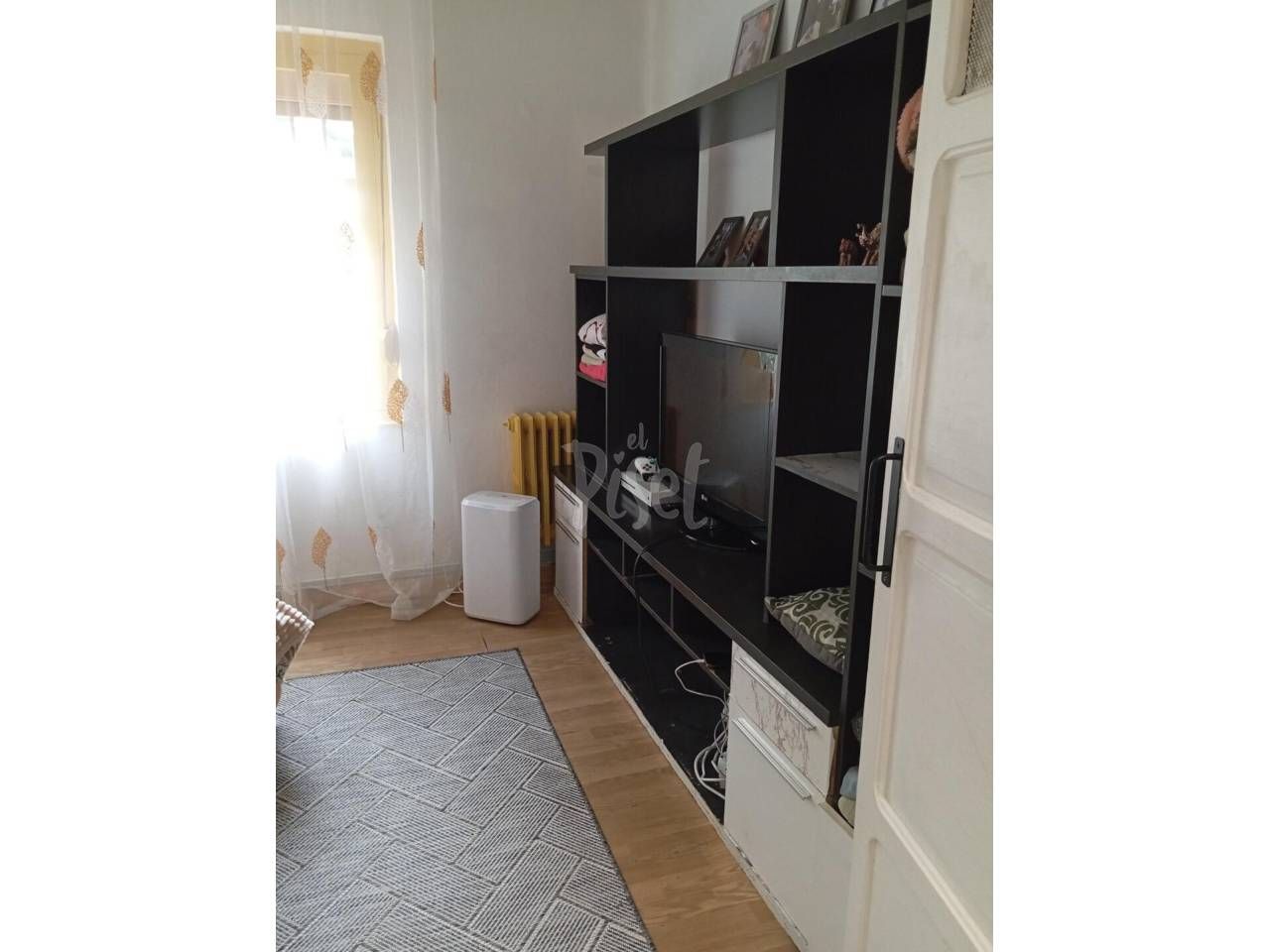 Piso en venta en  José Álvarez Valdés, Ciaño - Zona Rural