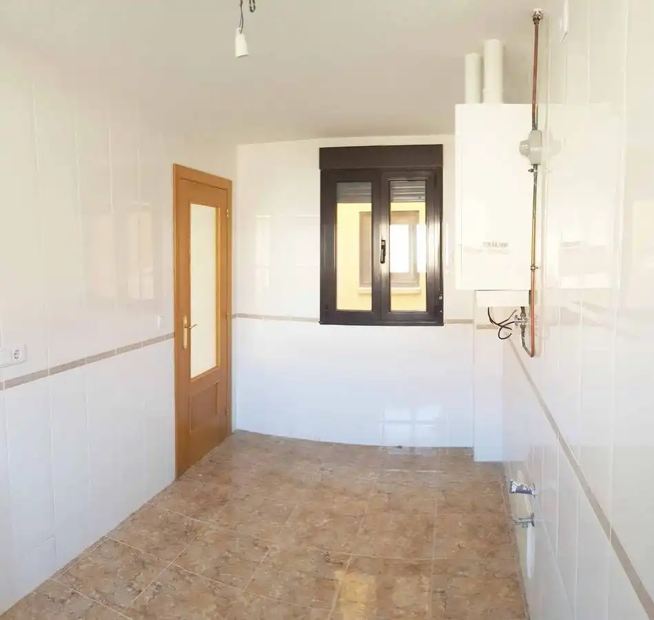 Habitación de Piso de alquiler en Medina de Rioseco con Calefacción y Terraza