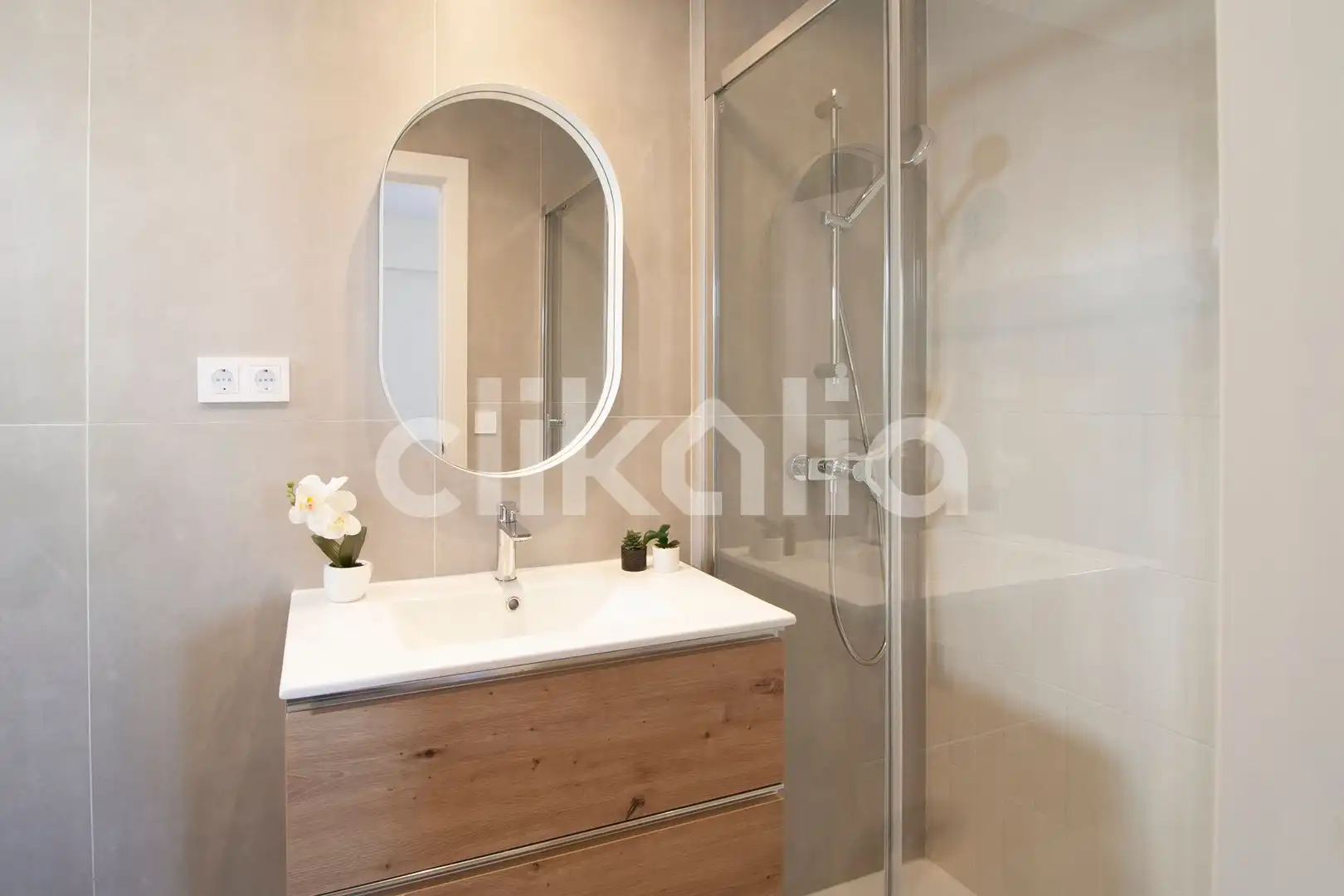 Bathroom of Flat for sale in Málaga  with Air Conditioner