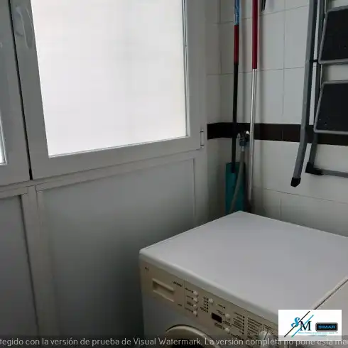 Bany de Pis de lloguer en Bargas amb Aire condicionat, Calefacció i Moblat
