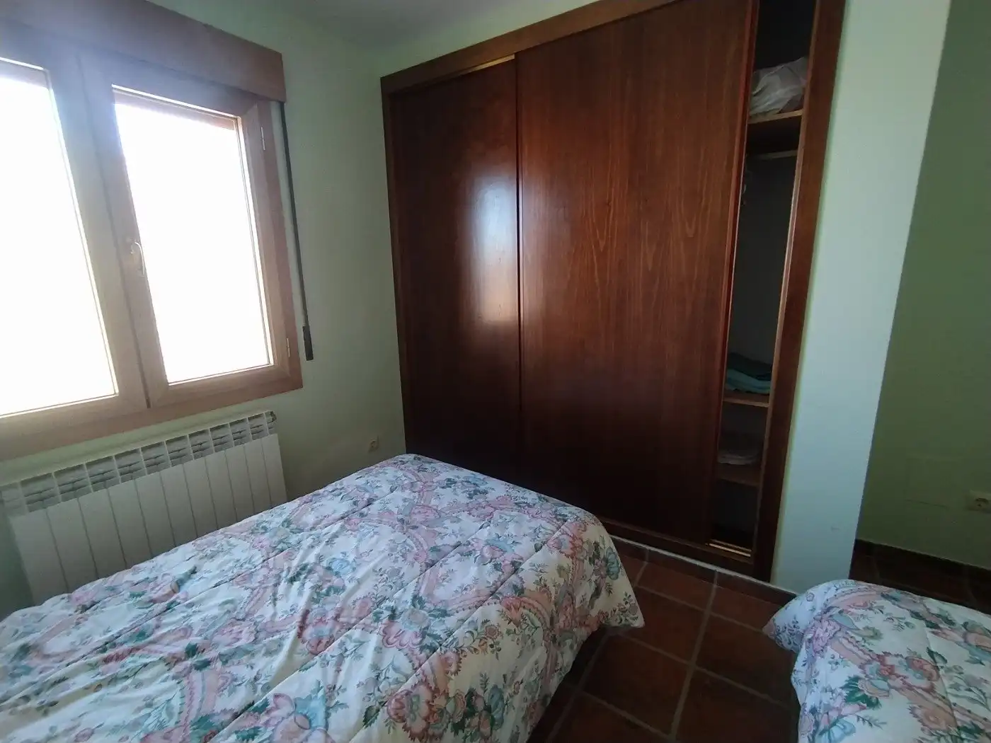 Habitación de Casa o chalet en venta en Cozuelos de Fuentidueña con Calefacción, Jardín privado y Piscina