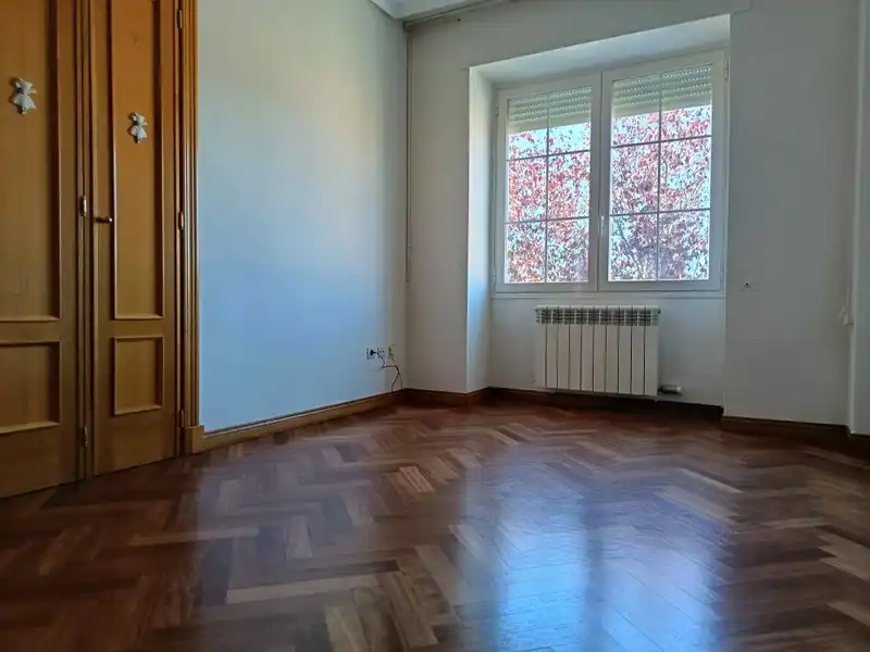 Semi-detached house with pool for sale in Simancas, imagen 58
