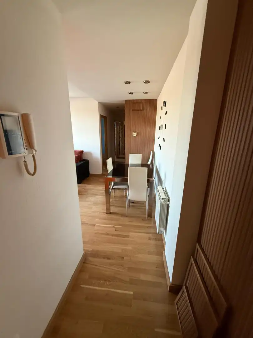 Wohnung zur Miete in Juan Crisóstomo de Arriaga, Universidad