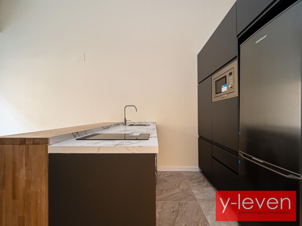 Cuina de Estudi en venda en Málaga Capital amb Aire condicionat i Moblat