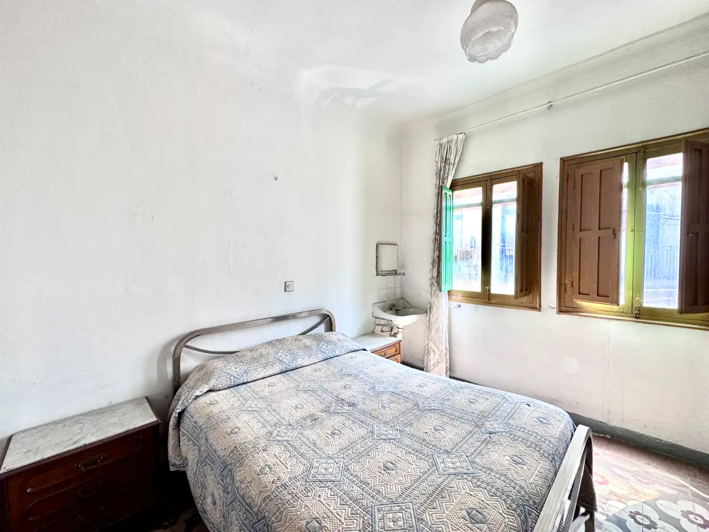 Habitación de Casa o chalet en venta en Lanjarón con Jardín privado y Amueblado