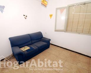 Living room of Flat for sale in Castellón de la Plana / Castelló de la Plana  with Terrace and Storage room