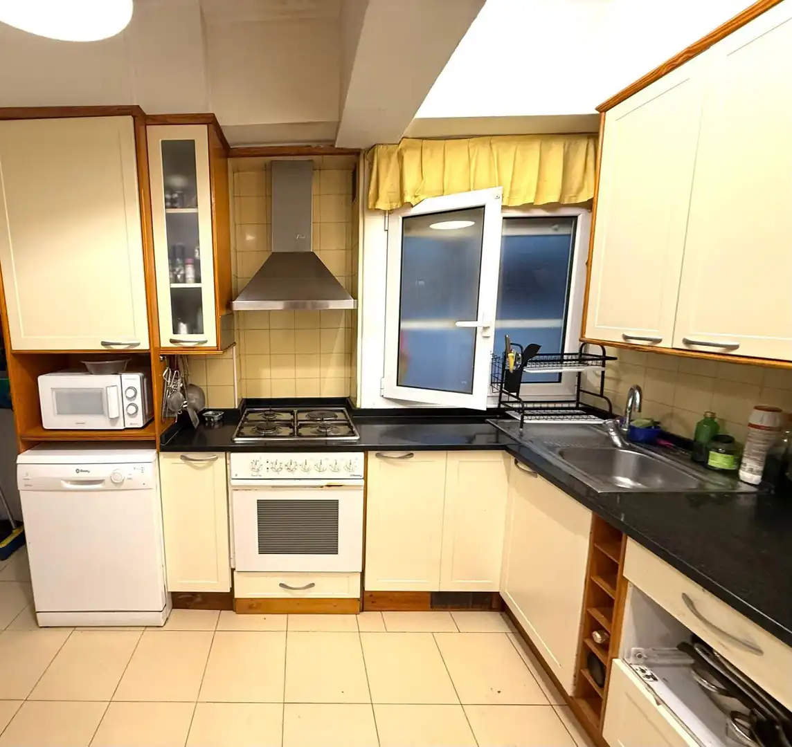 Cocina de Piso en venta en Donostia - San Sebastián  con Calefacción y Balcón