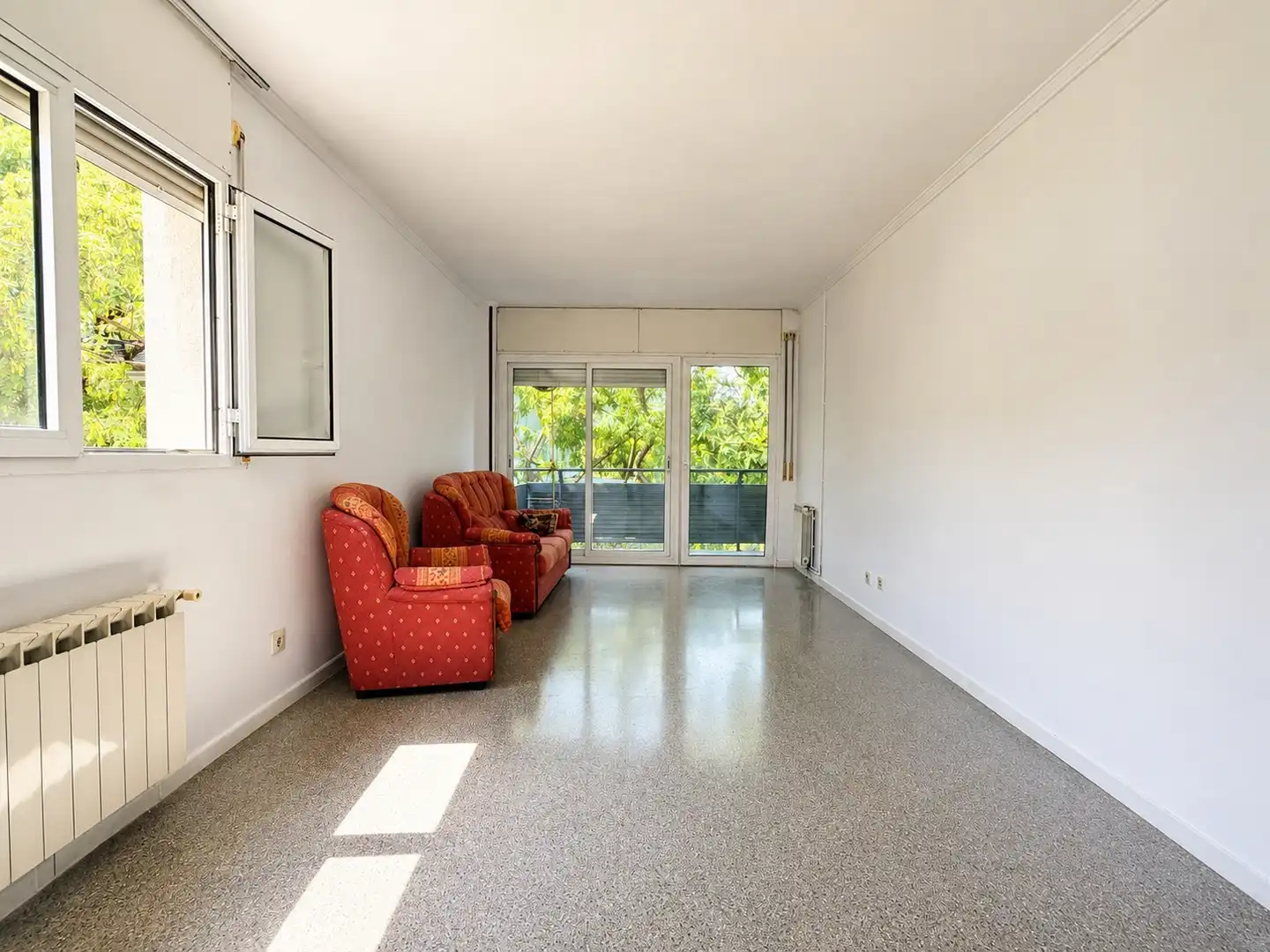 Sala de estar de Piso en venta en Barcelona con Calefacción y Balcón