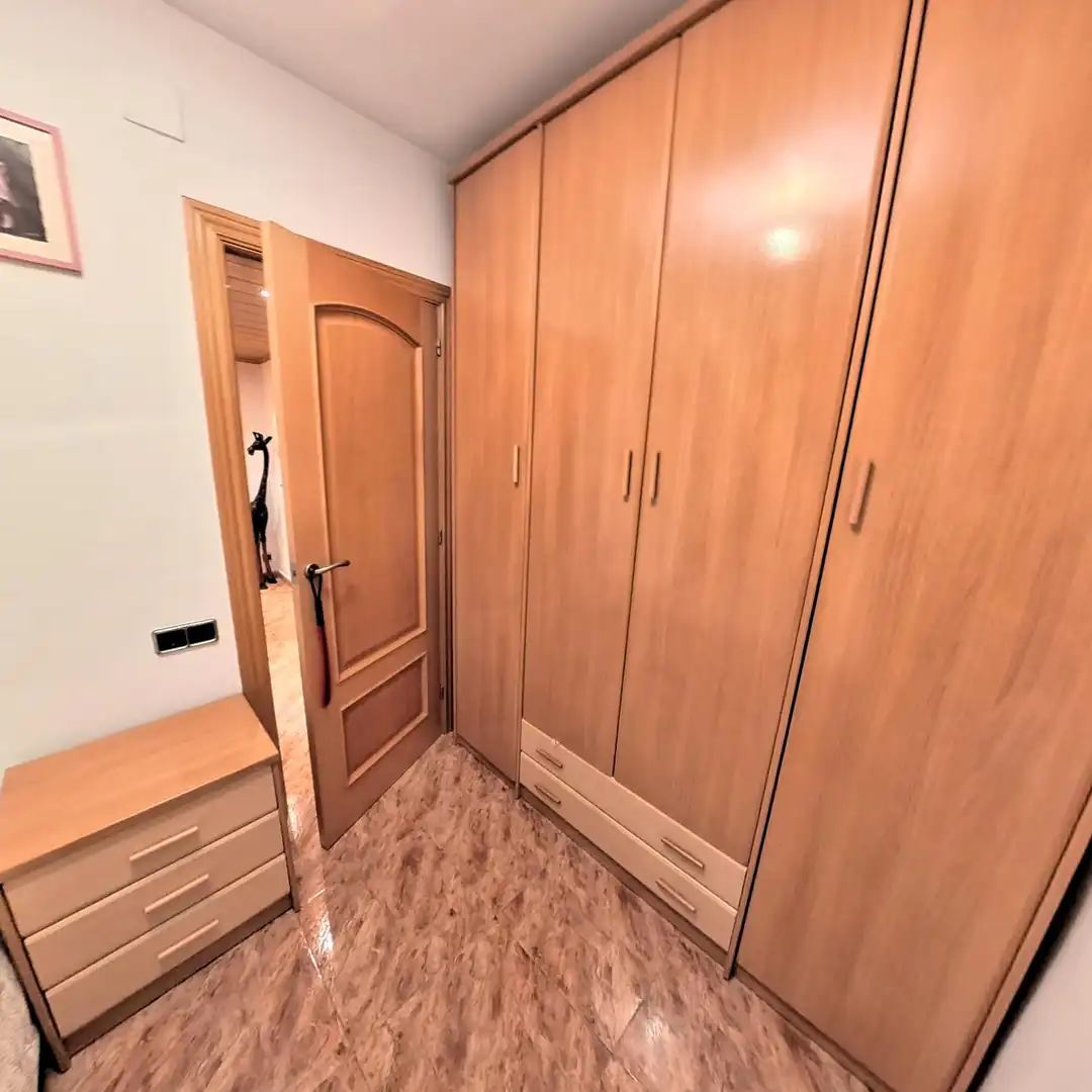 Wohnung zum Verkauf in Barcelona mit Klimaanlage, Heizung und Terrasse