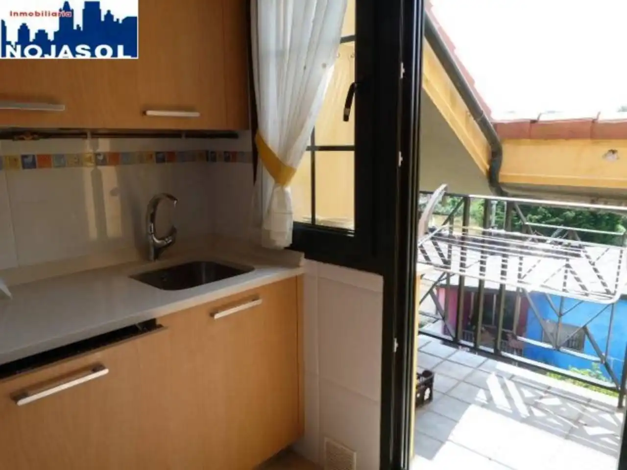 Terraza de Apartamento de alquiler en Noja con Calefacción, Terraza y Amueblado