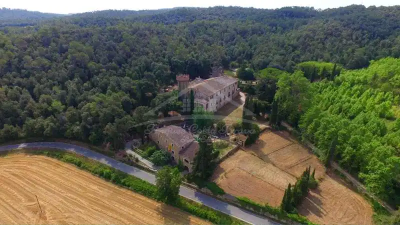 Country homes for sale in Flaçà  with Air Conditioner, Heating and Private garden