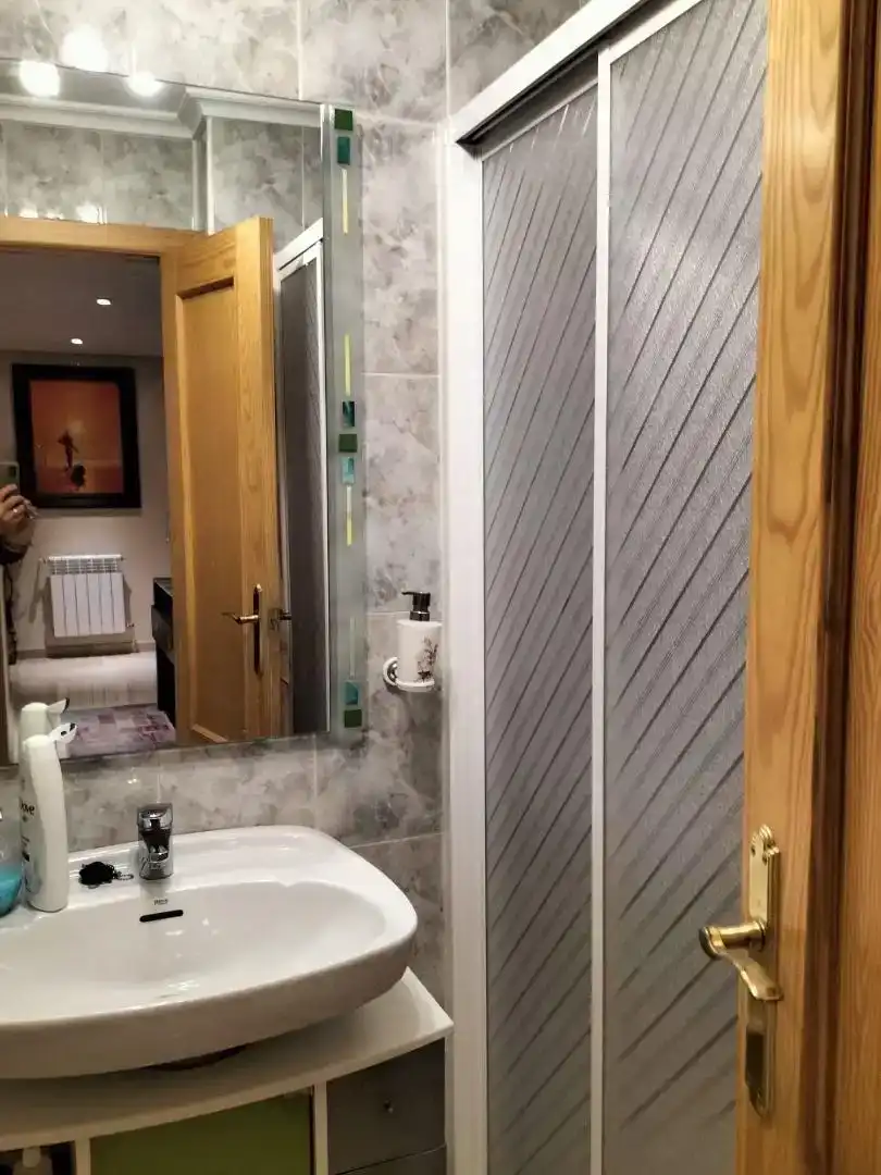 Baño de Piso en venta en Fuensanta de Martos con Aire acondicionado, Trastero y Amueblado