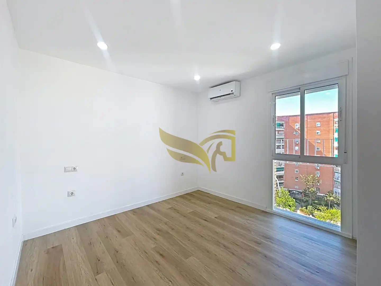Living room of Attic for sale in Sevilla  with Air Conditioner, Heating and Terrace